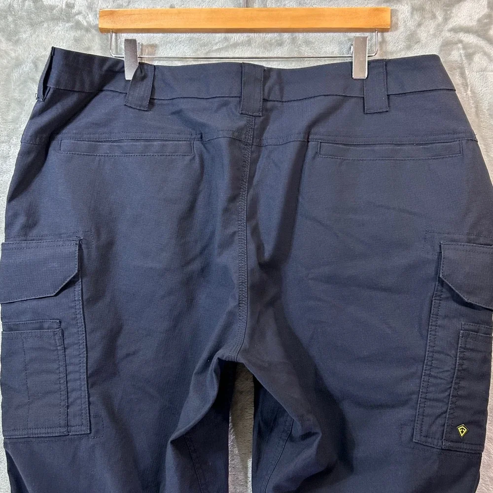 First Tactical V2 Mens Tactical Cargo Pants Black Size 42x31 Utility Workwear